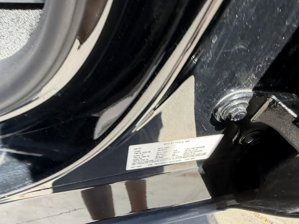 Used 2022 Tesla Model Y Long Range AWD/4WD image 46