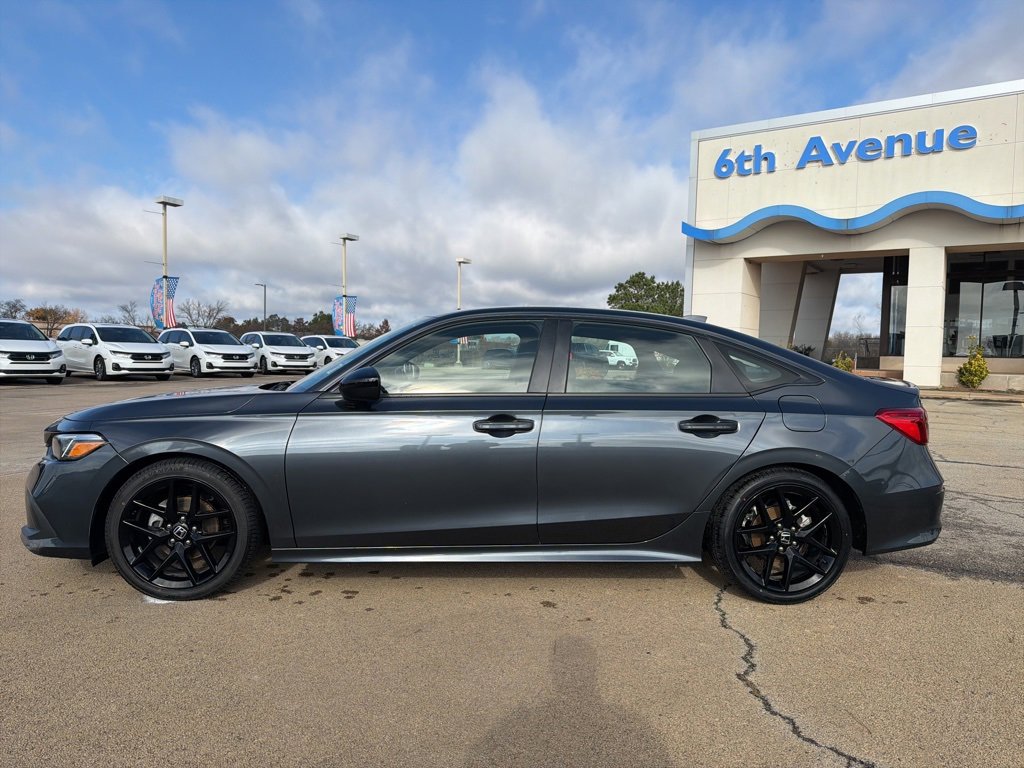 Used 2024 Honda Civic Sport image 8