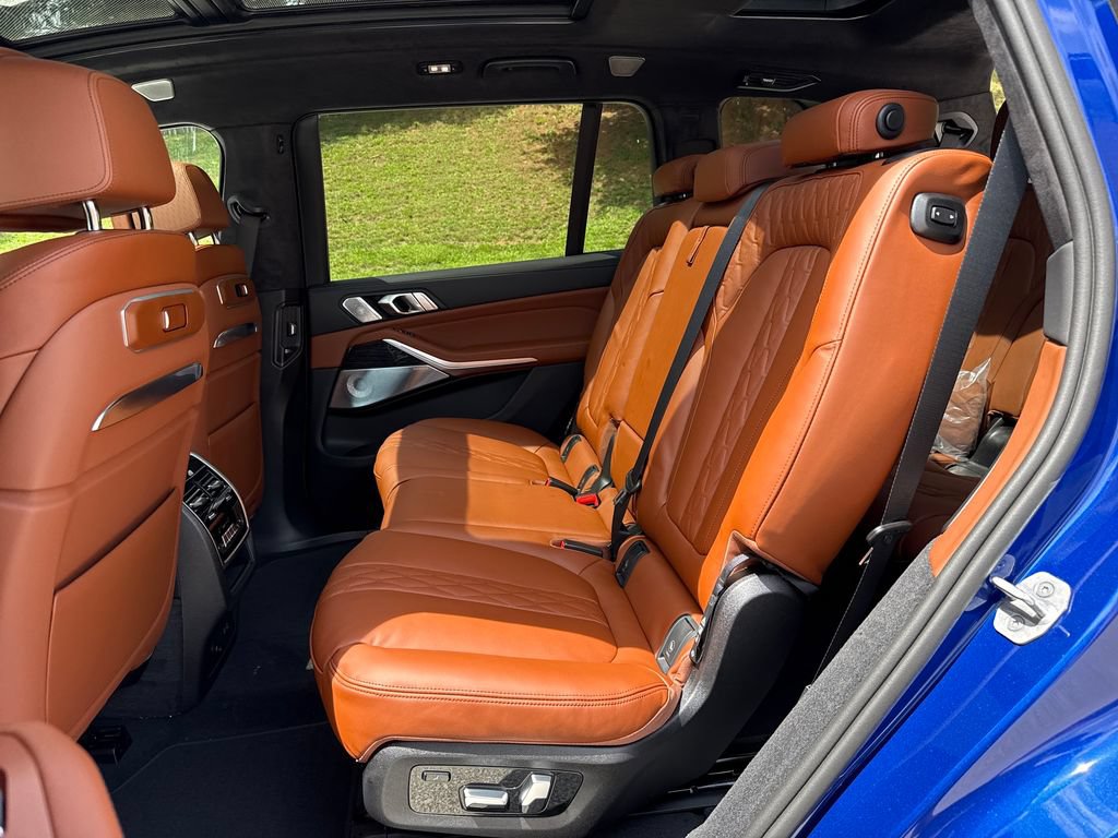 New 2027 BMW X7 M60i AWD/4WD image 22
