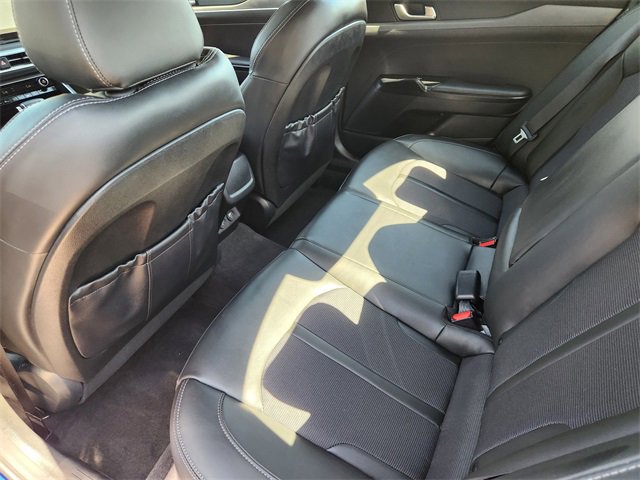 Used 2023 Kia K5 GT-Line image 12