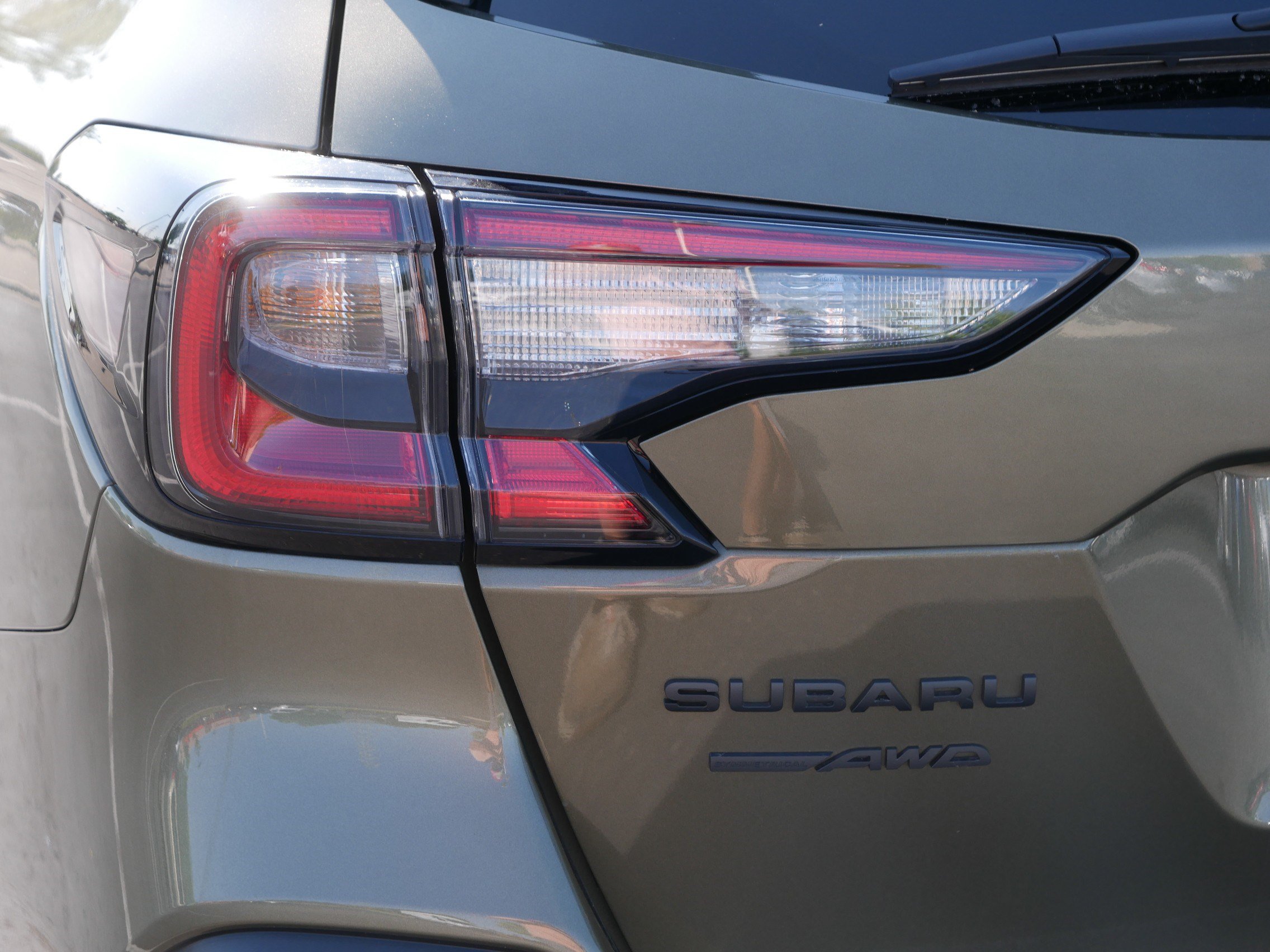 Certified 2025 Subaru Outback Onyx Edition AWD/4WD image 17