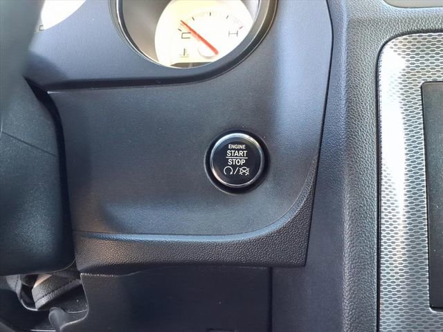 Used 2014 Dodge Challenger R/T RWD image 33
