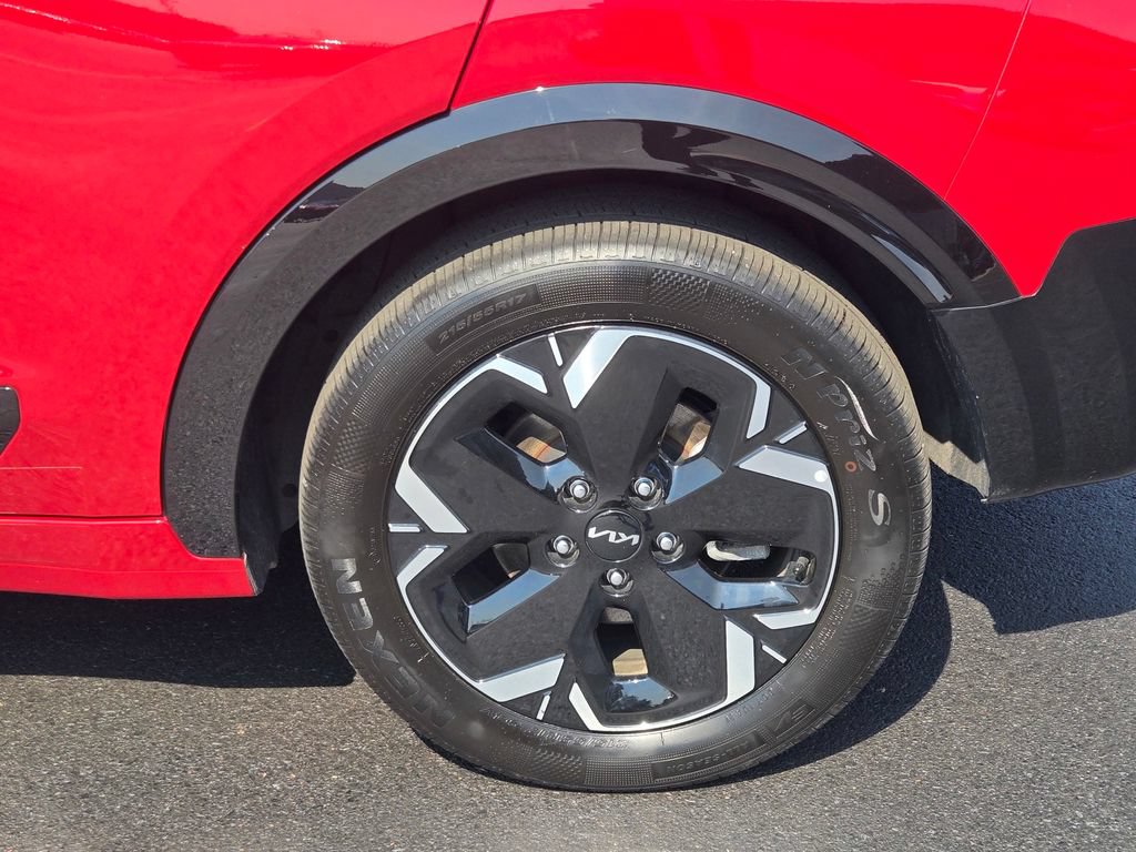 Used 2023 Kia Niro Wind w/ Wind Preserve Package FWD image 28