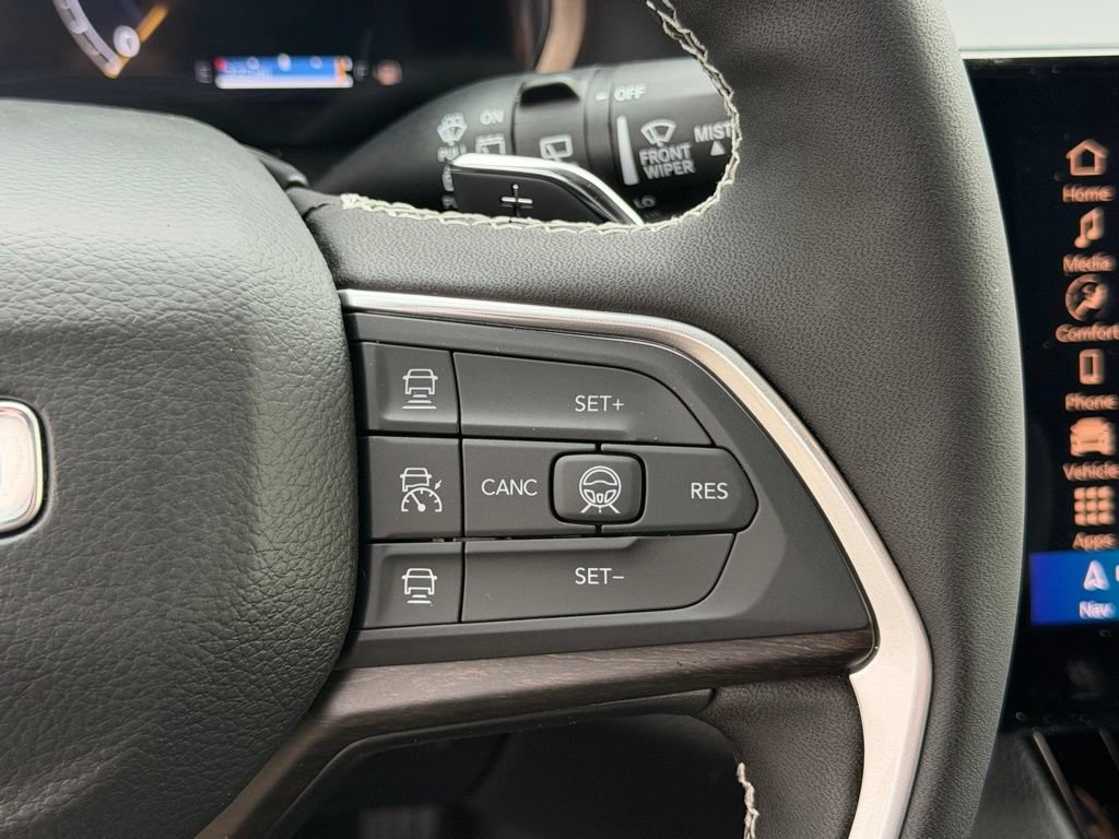 New 2026 Jeep Grand Cherokee Altitude AWD/4WD image 16