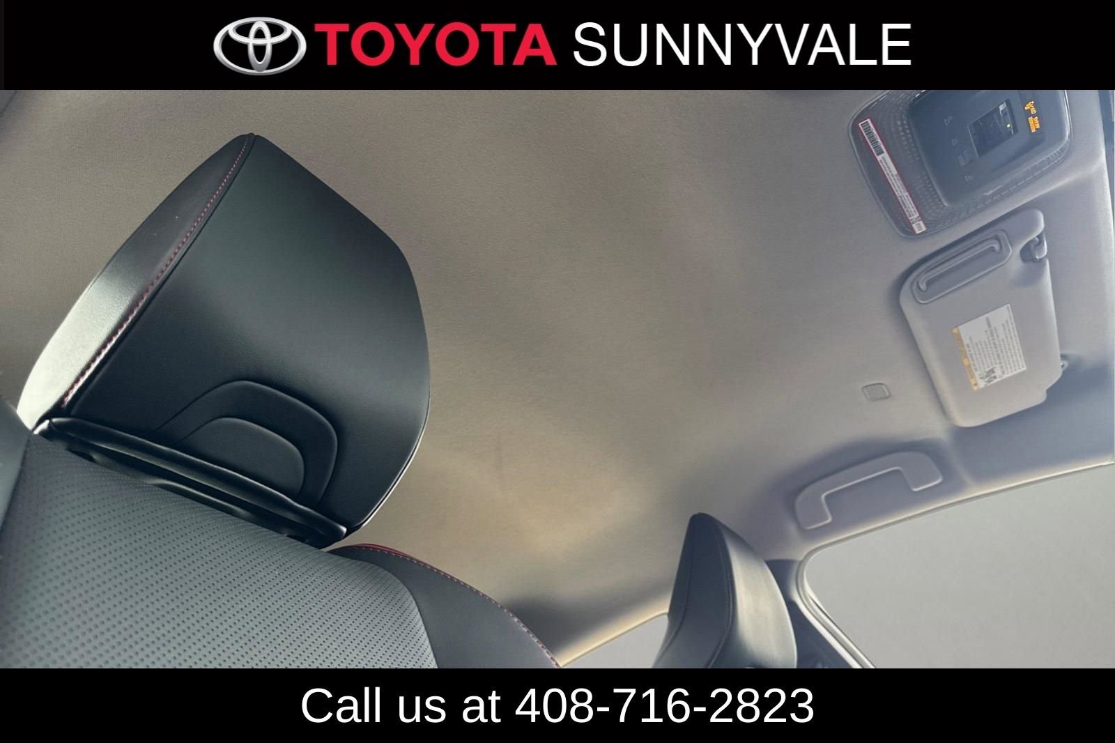 Used 2025 Toyota Prius Plug-In Hybrid image 21