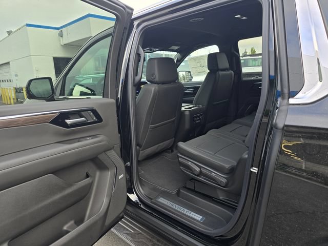 New 2026 Chevrolet Suburban LT w/ Comfort Package AWD/4WD image 15
