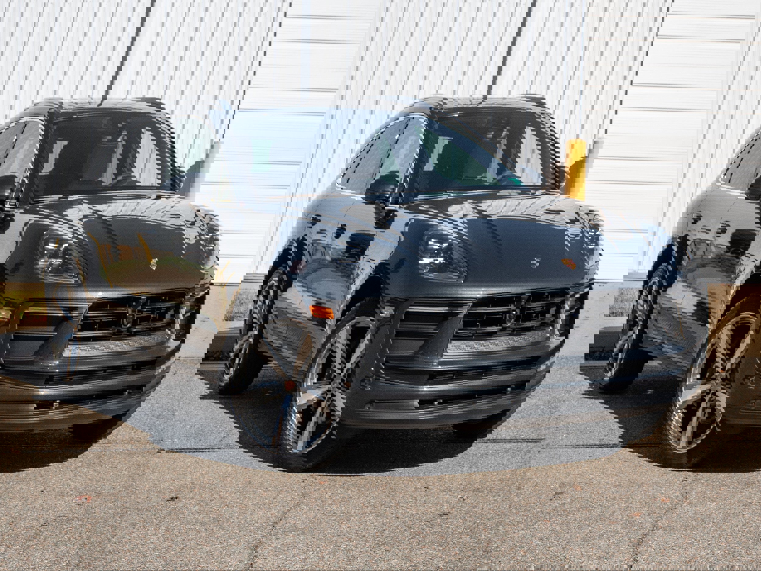 New 2026 Porsche Macan image 9