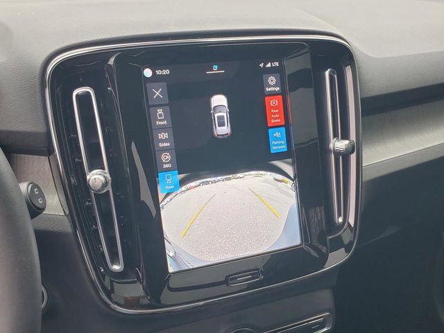 Certified 2023 Volvo XC40 B5 Plus w/ Driver Assist Package AWD/4WD image 22