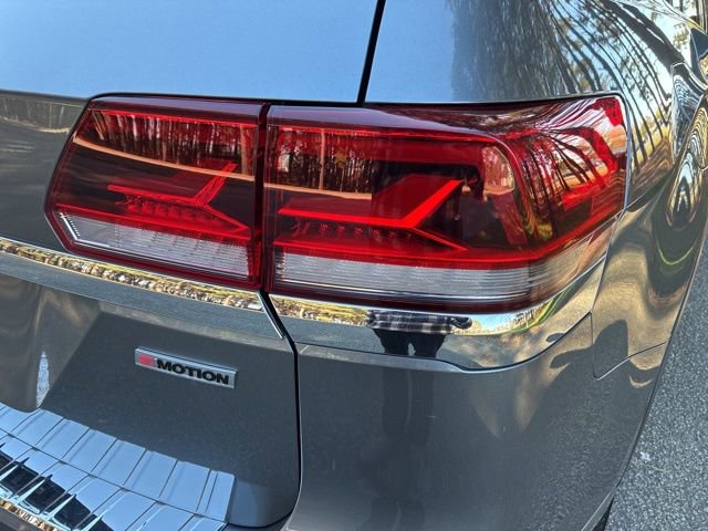 Used 2021 Volkswagen Atlas SEL Premium image 14