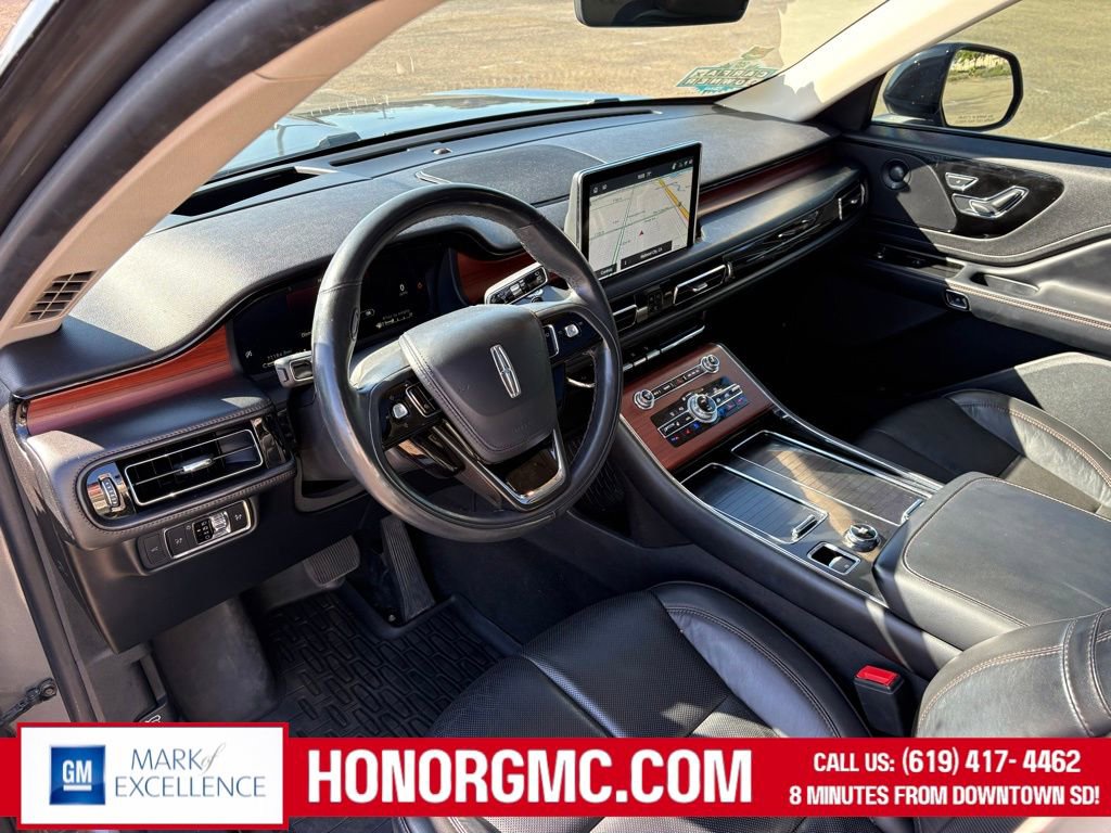 Used 2022 Lincoln Aviator Reserve w/ Equipment Group 201A RWD image 12