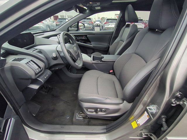 Used 2025 Toyota bZ4X FWD image 8