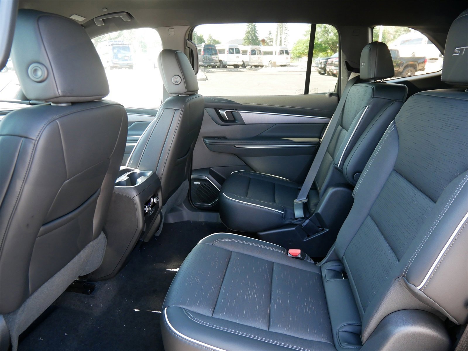 New 2026 Buick Enclave Sport Touring w/ Power Package image 6