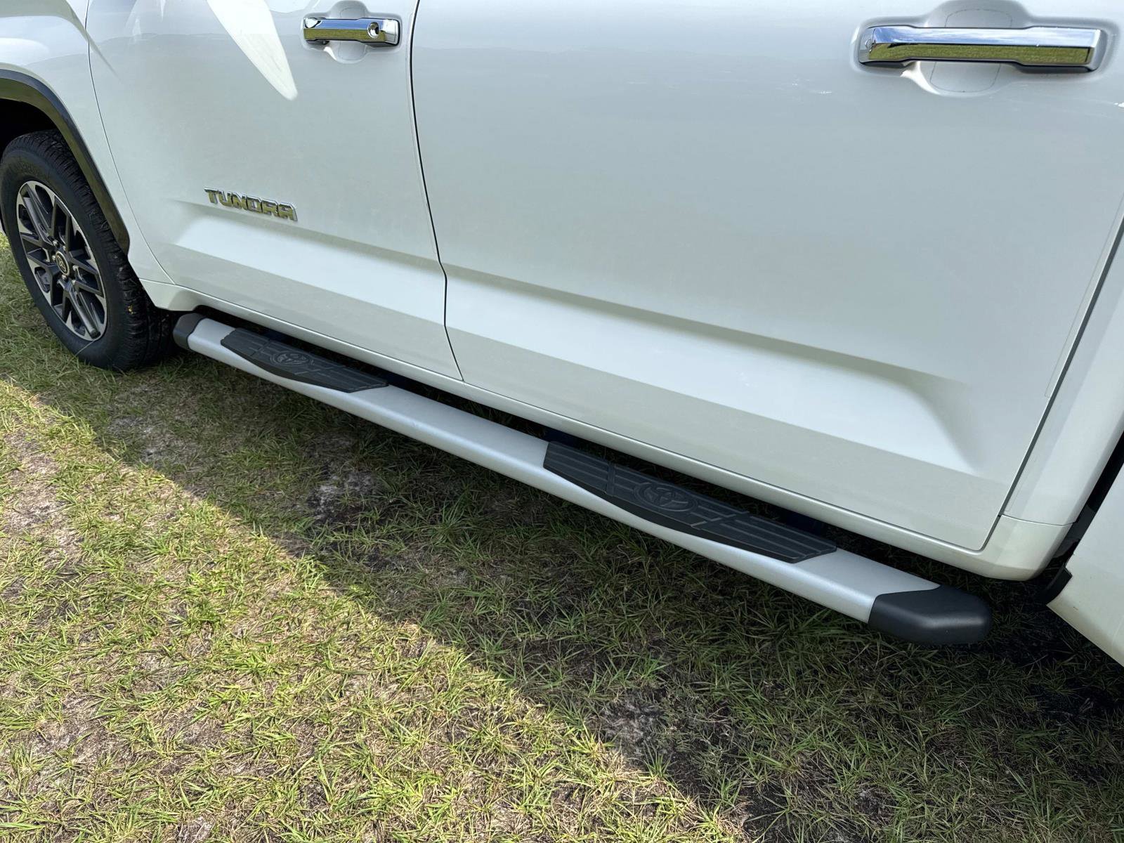 Used 2022 Toyota Tundra Limited AWD/4WD image 12