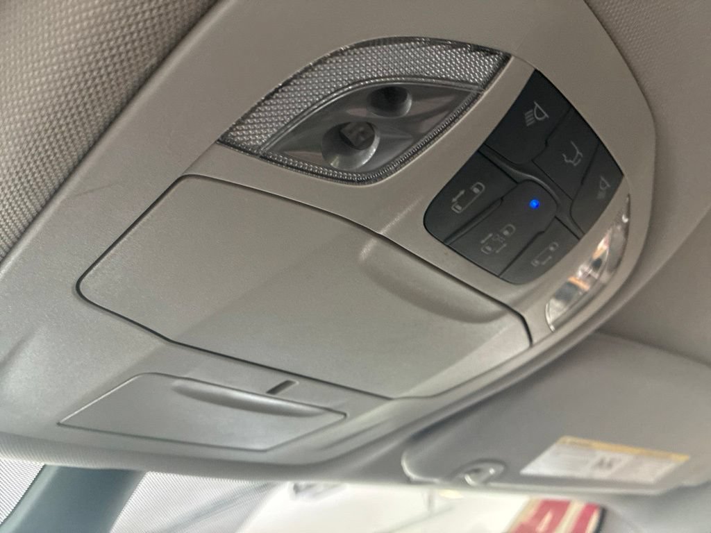 Certified 2024 Chrysler Pacifica Touring-L FWD image 55