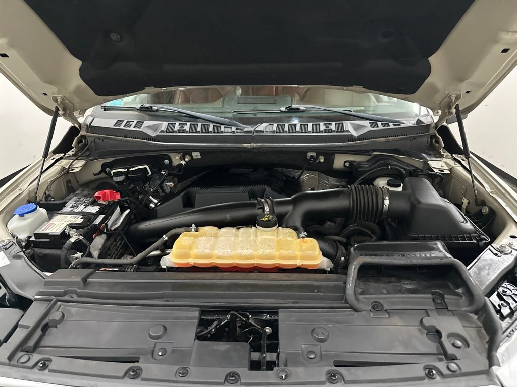 Used 2018 Ford F150 King Ranch w/ Equipment Group 601A Luxury AWD/4WD image 6