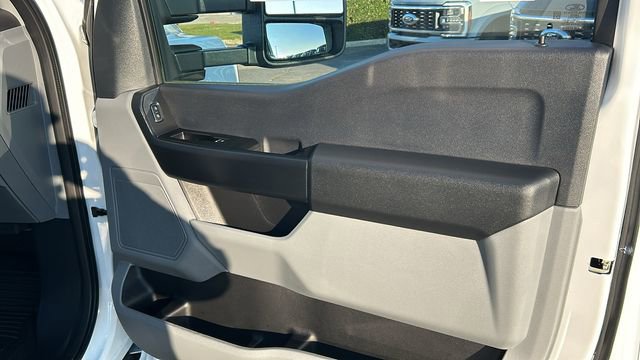 New 2026 Ford F550 4x4 Crew Cab Super Duty image 21