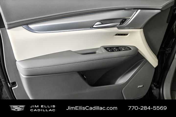 New 2025 Cadillac XT5 Premium Luxury w/ Technology Package image 6