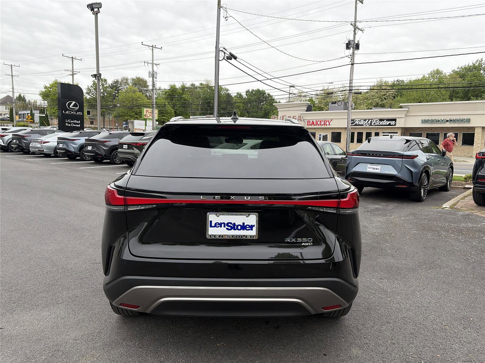 Used 2025 Lexus RX 350 Premium w/ Convenience Package AWD/4WD image 4