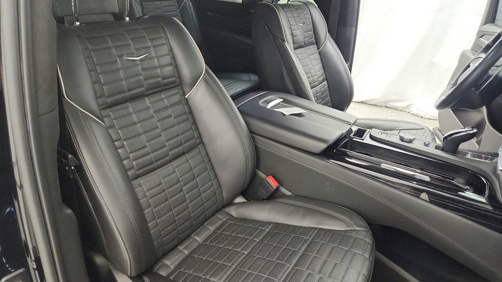 Used 2023 Cadillac Escalade V AWD/4WD image 23