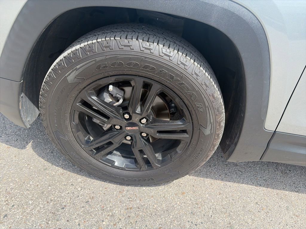 Used 2023 GMC Terrain AT4 w/ Tech Package image 12