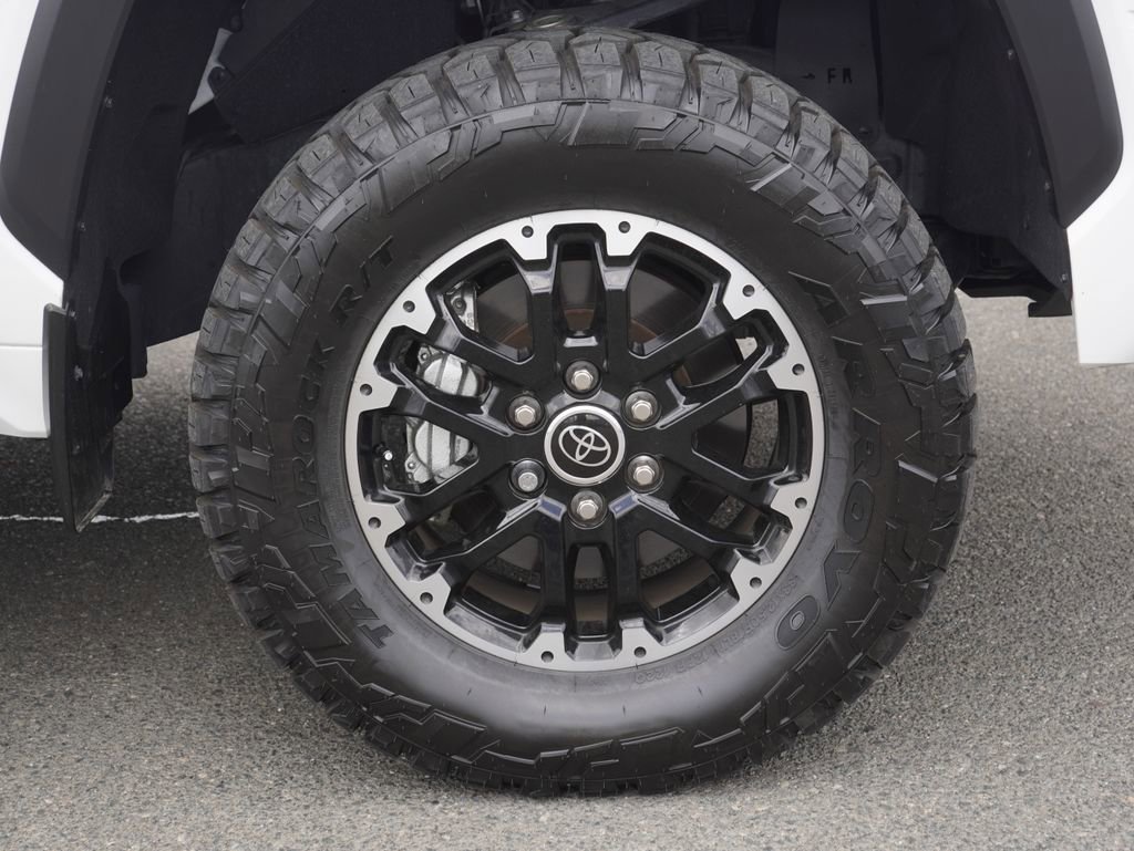 Used 2024 Toyota Tundra SR5 w/ TRD Off-Road Package AWD/4WD image 10