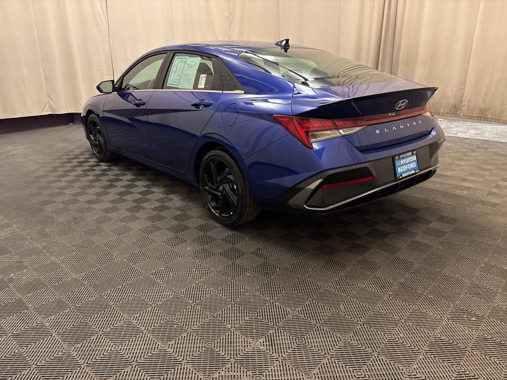 New 2026 Hyundai Elantra Sport FWD image 7