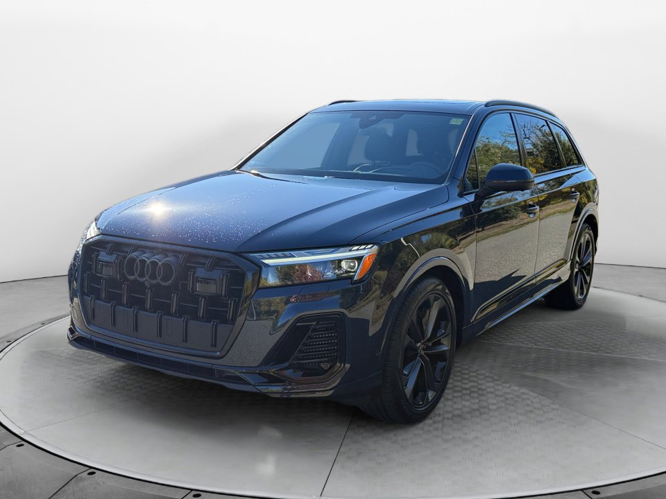 Used 2025 Audi Q7 3.0T Prestige image 3
