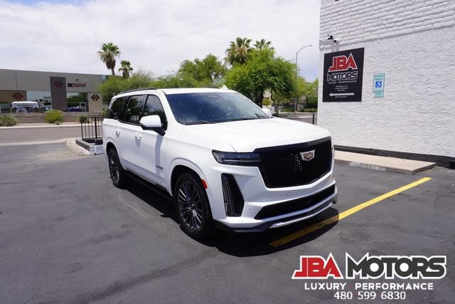 Used 2023 Cadillac Escalade V AWD/4WD image 91