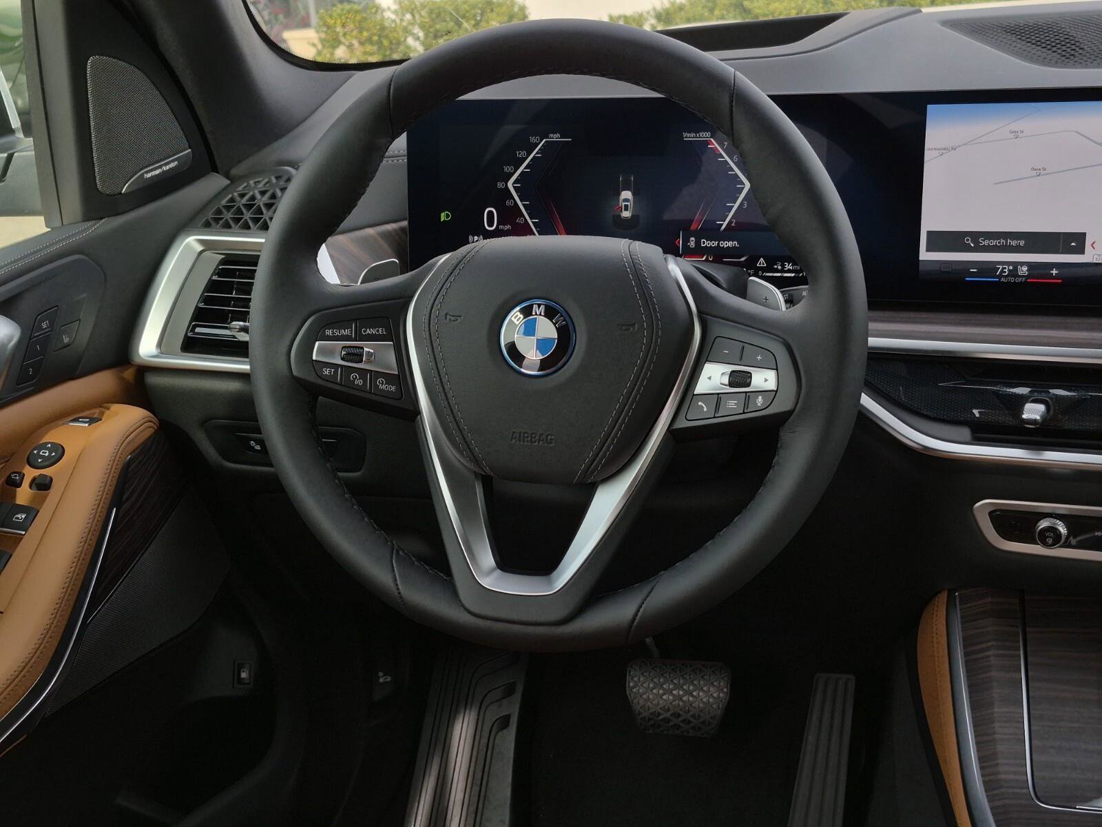 New 2026 BMW X5 xDrive50e w/ Climate Comfort Package image 32