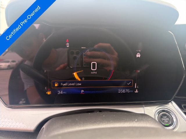 Used 2025 Chevrolet Trax LT w/ LT Convenience Package FWD image 16