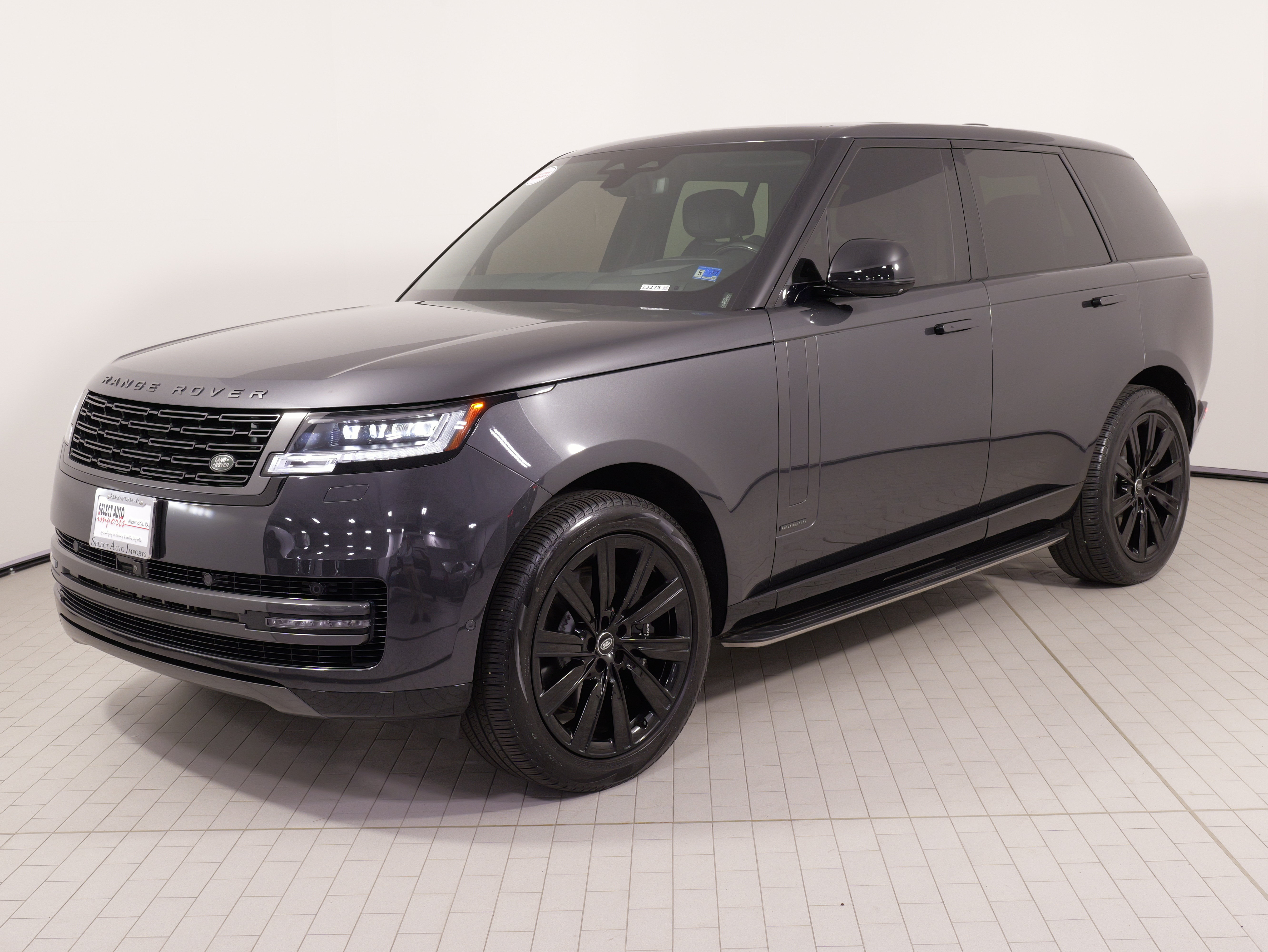 Used 2024 Land Rover Range Rover Autobiography AWD/4WD image 3