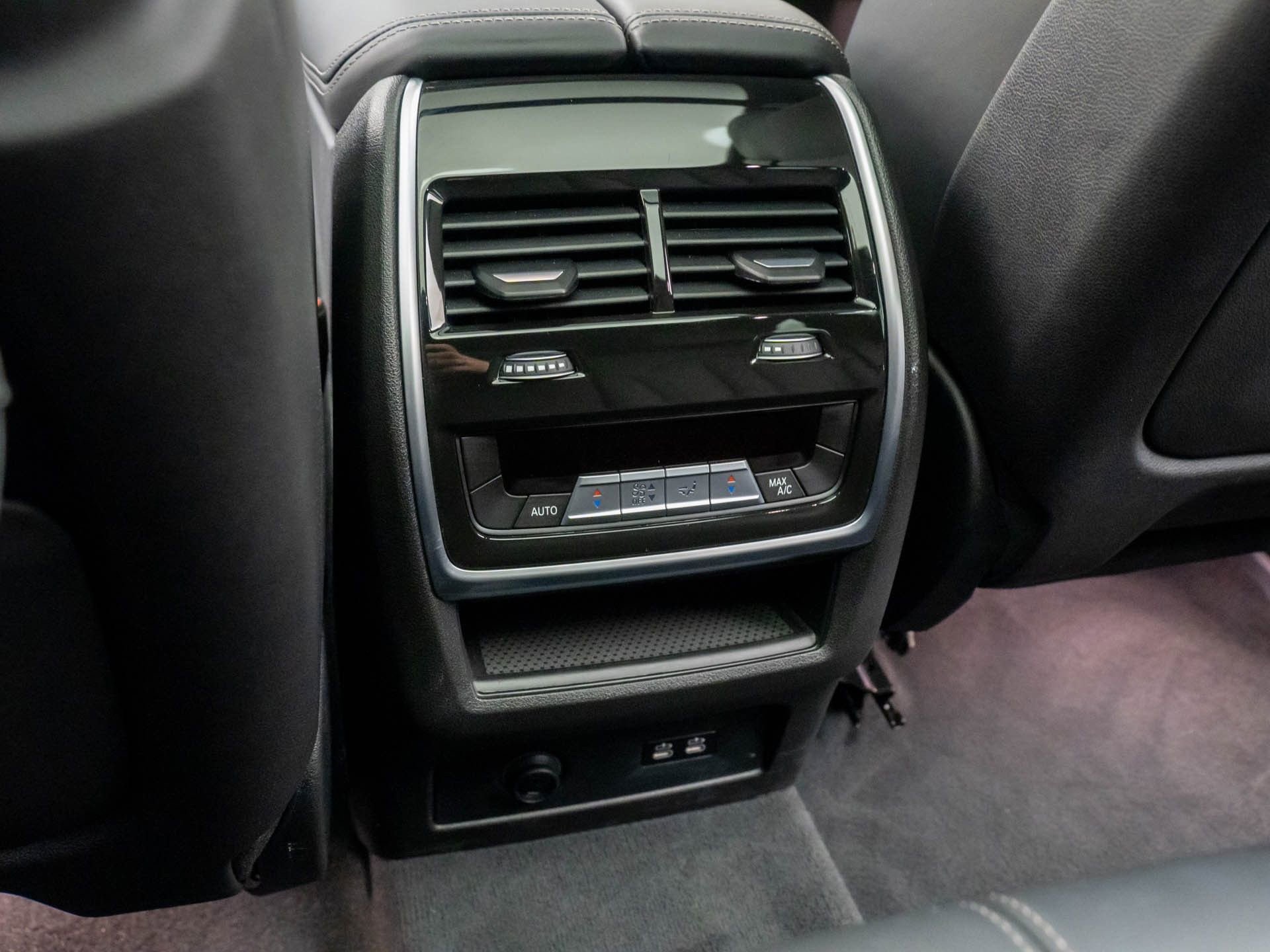 Certified 2024 BMW X5 M60i w/ Parking Assistance Package image 20