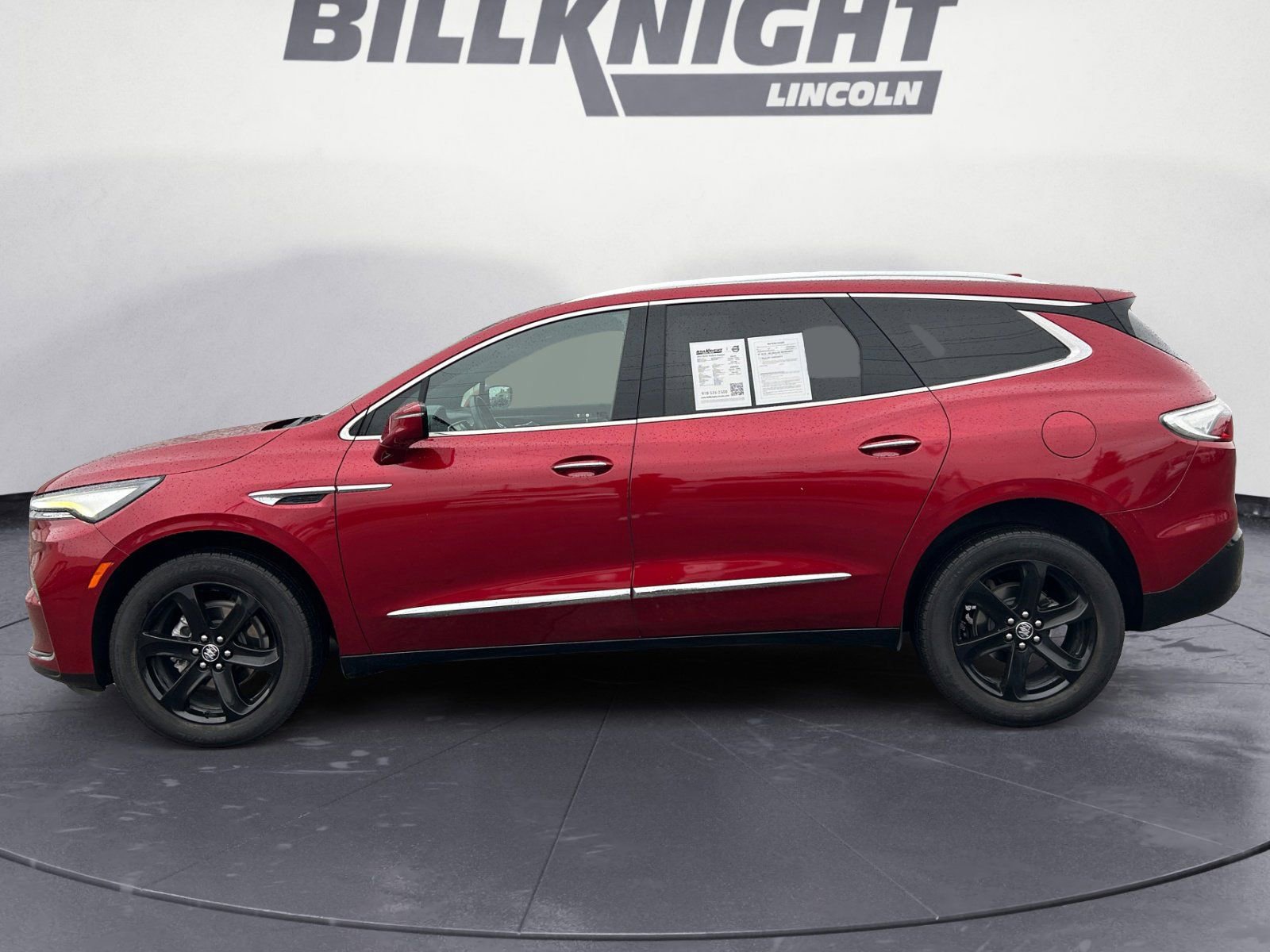 Used 2023 Buick Enclave Essence w/ Experience Buick Package FWD image 2
