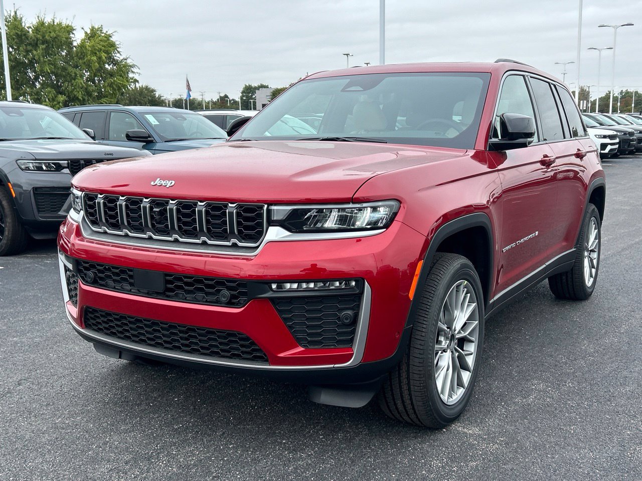 New 2027 Jeep Grand Cherokee Limited AWD/4WD image 7