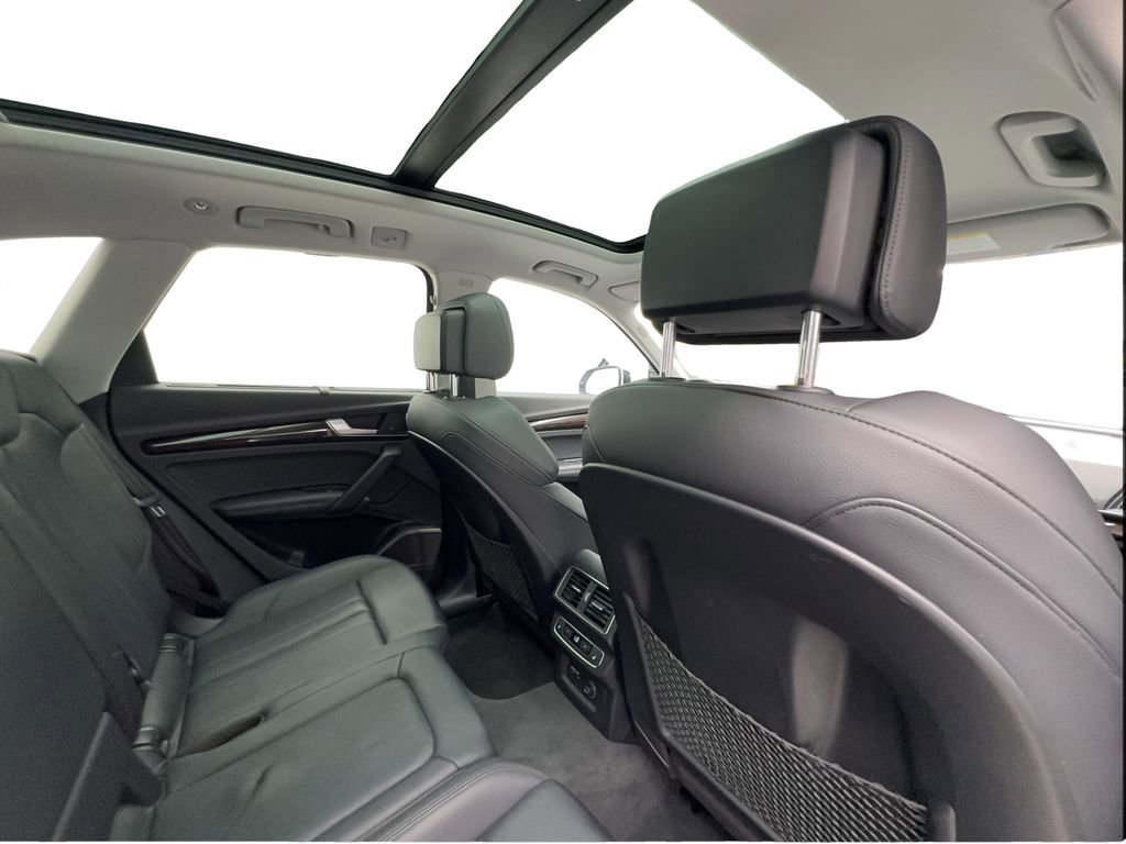 Used 2019 Audi Q5 Prestige w/ Prestige Package AWD/4WD image 27