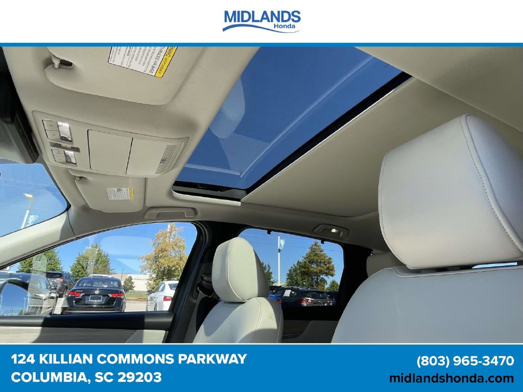 Used 2024 MAZDA CX-90 Plug-In Hybrid w/ Premium Plus AWD/4WD image 17