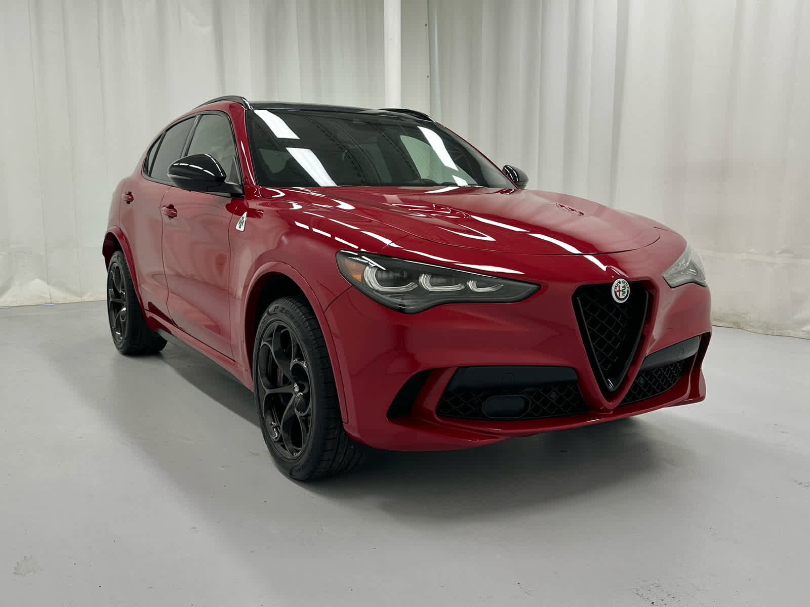 Used 2024 Alfa Romeo Stelvio Quadrifoglio w/ Active Assist Plus Package AWD/4WD image 1