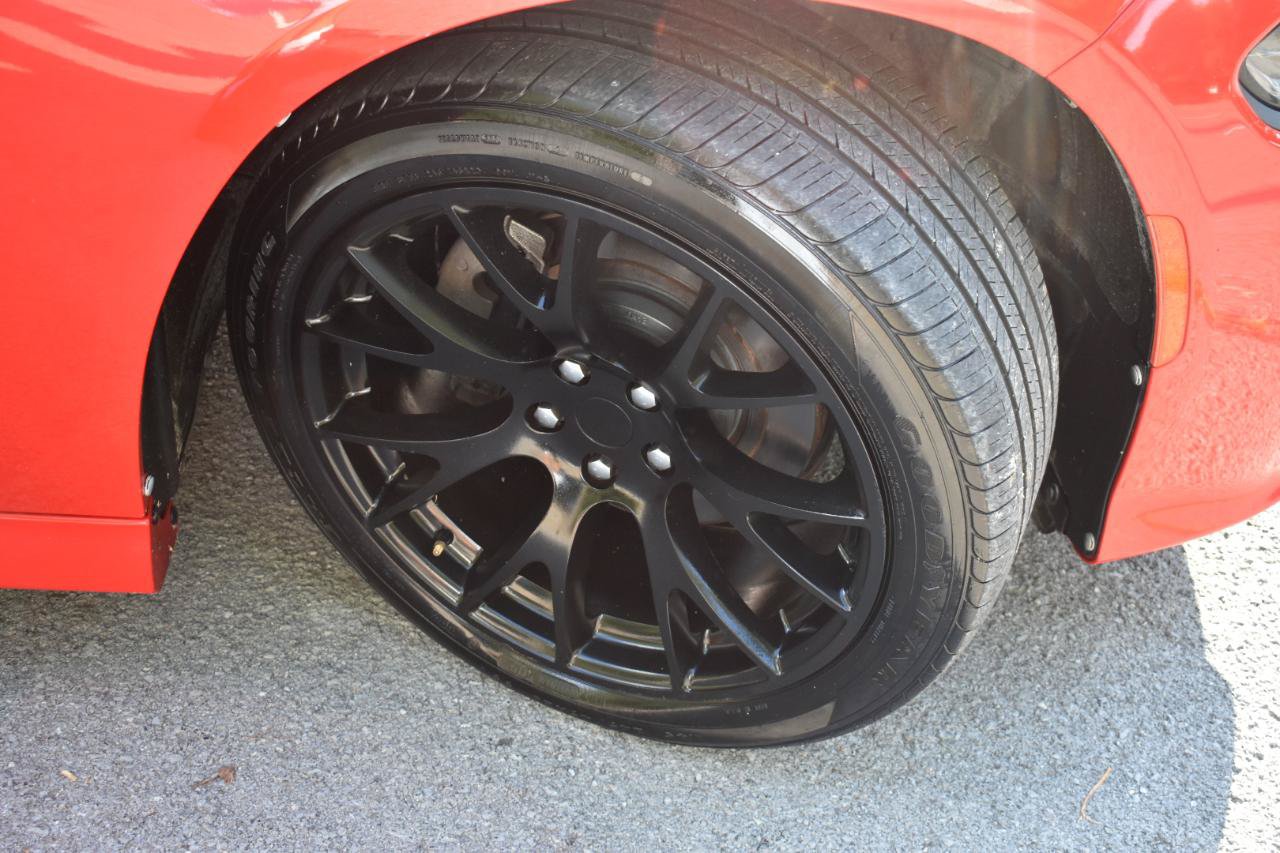 Used 2017 Dodge Charger R/T RWD image 41