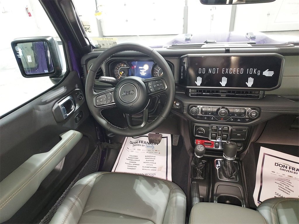 New 2026 Jeep Gladiator Mojave image 15