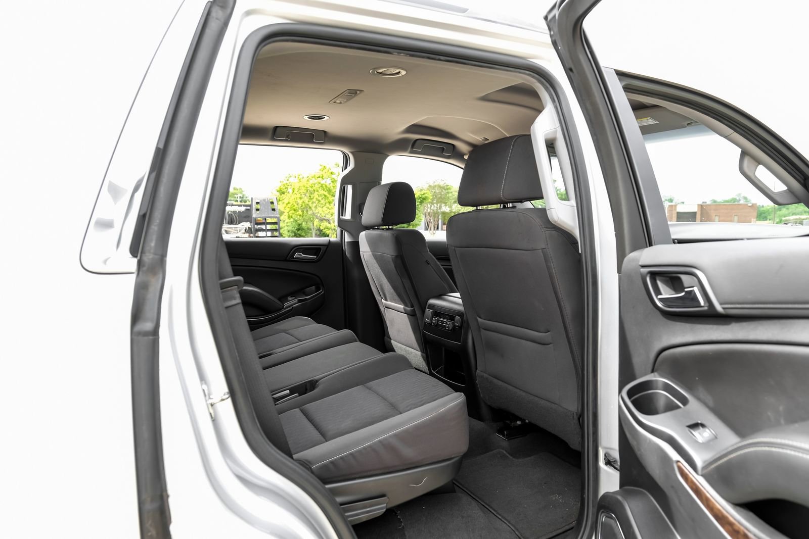 Used 2020 Chevrolet Tahoe LS RWD image 37