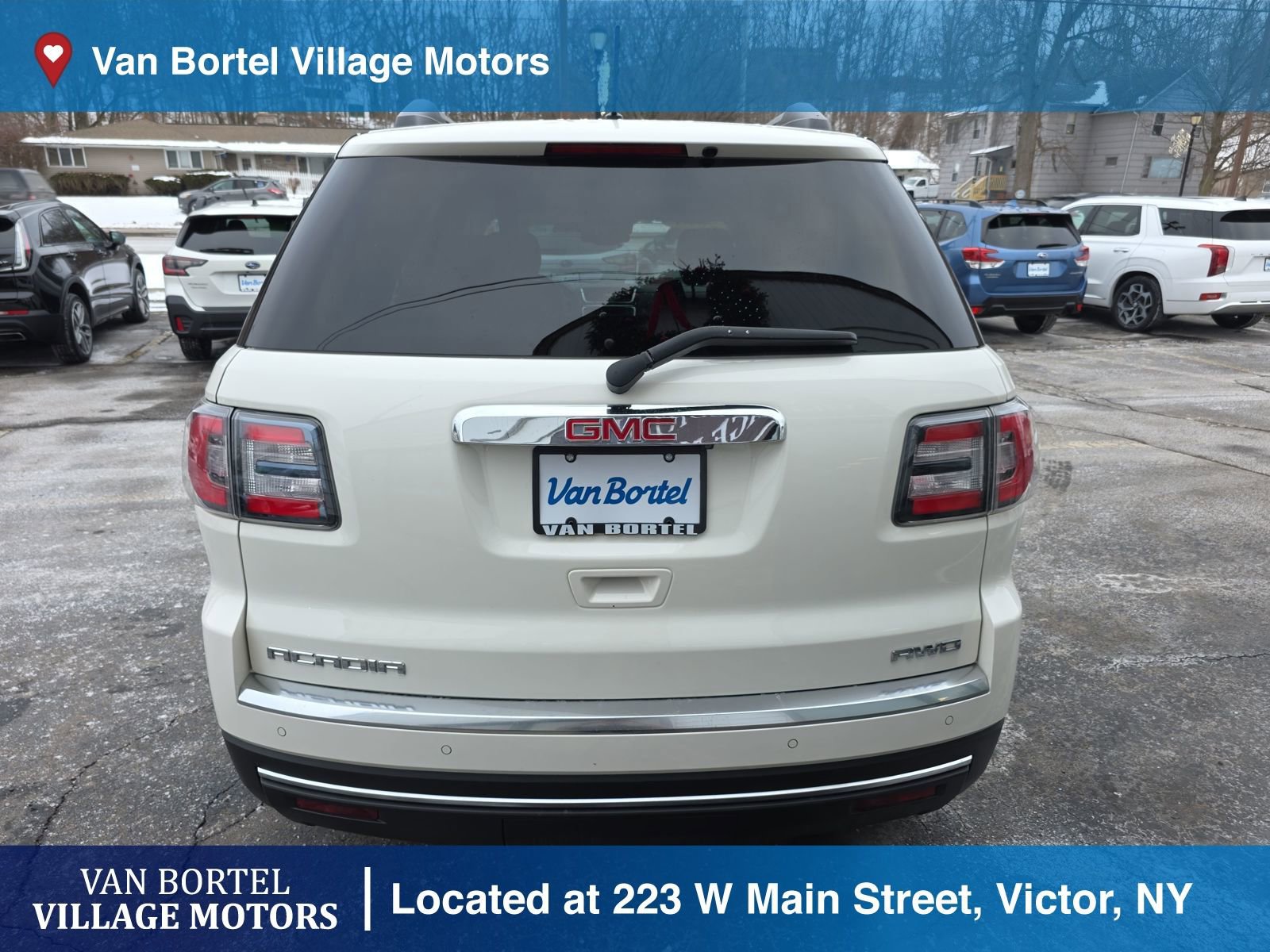 Used 2015 GMC Acadia SLT image 7