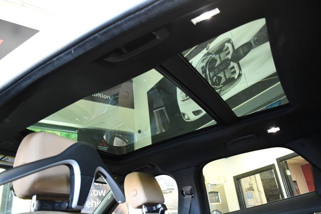 Used 2022 Jaguar F-PACE S AWD/4WD image 22