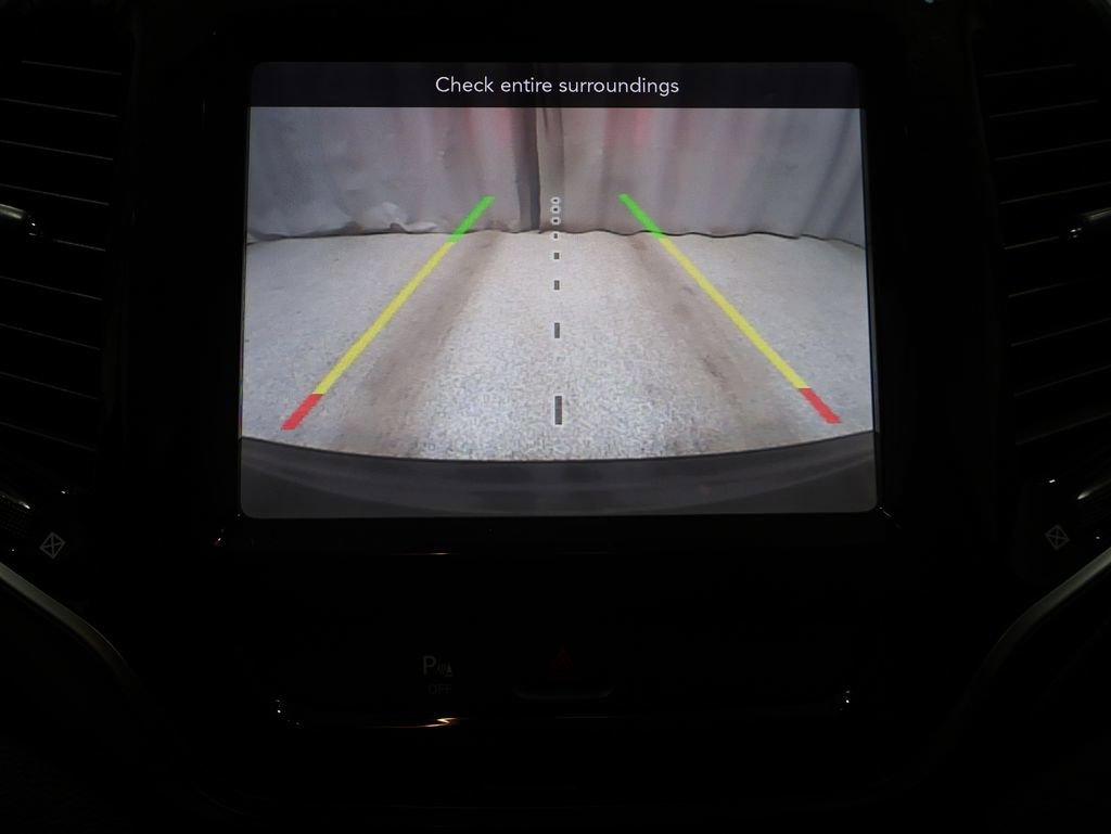 Certified 2019 Jeep Cherokee Limited AWD/4WD image 27