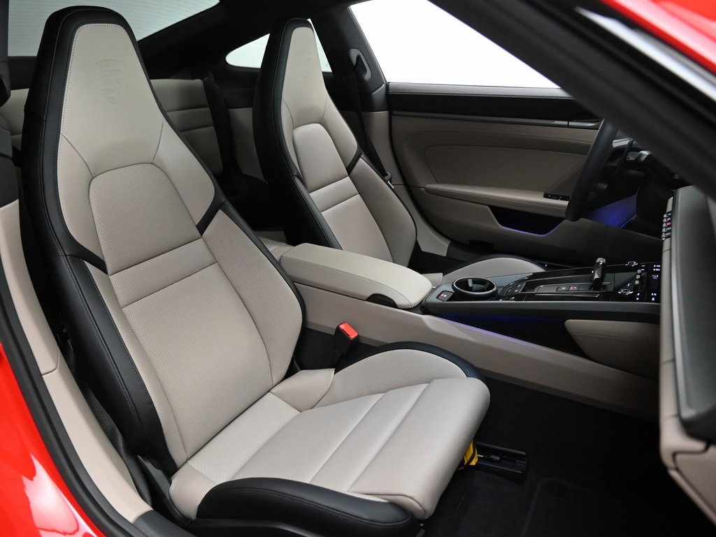 Used 2025 Porsche 911 Carrera image 11