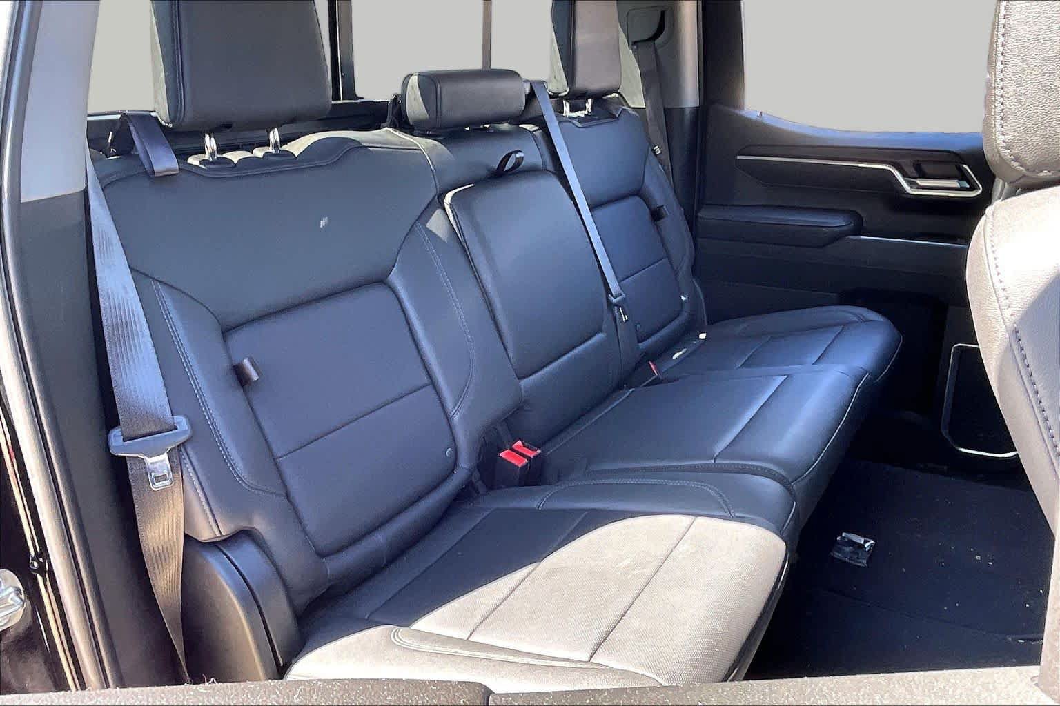 Used 2026 GMC Sierra 1500 SLT AWD/4WD image 20