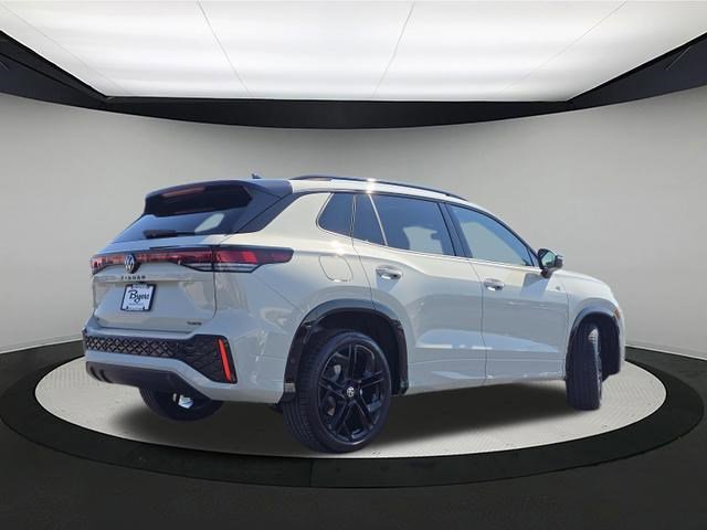 New 2026 Volkswagen Tiguan SE R-Line image 7