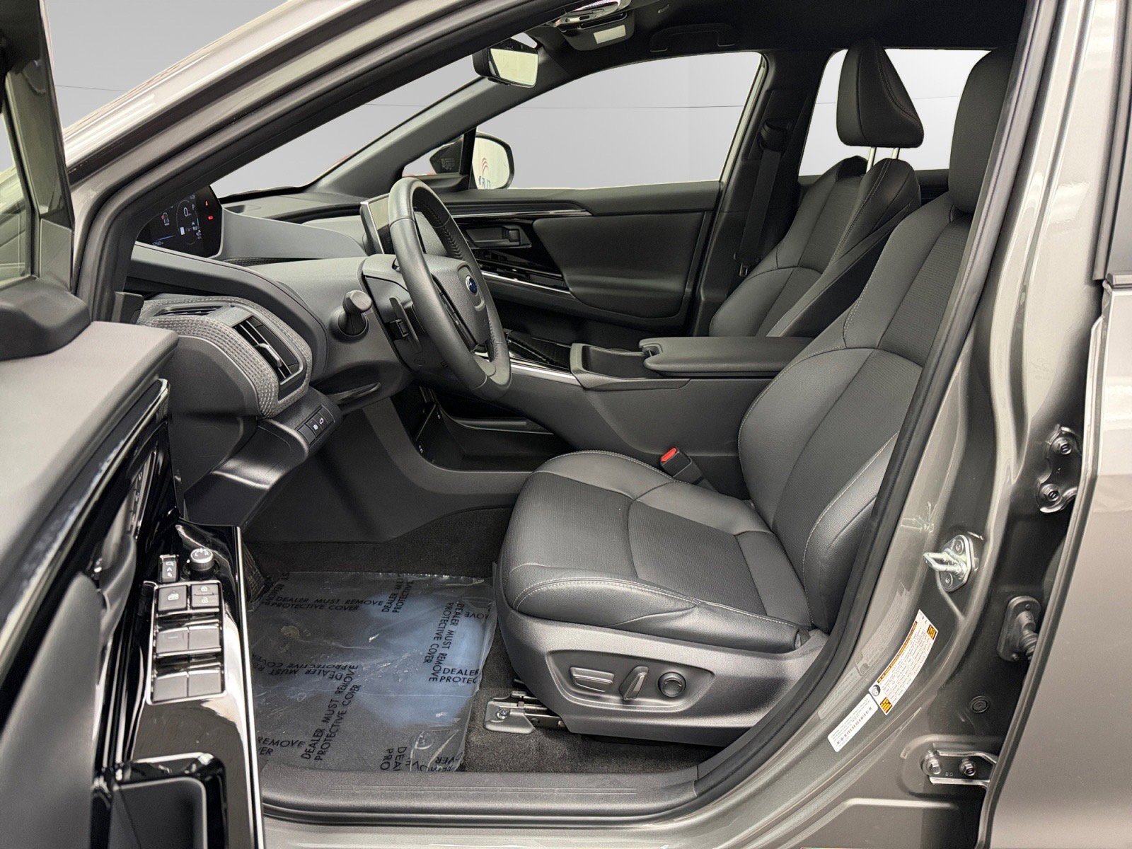 Certified 2023 Subaru Solterra AWD image 9