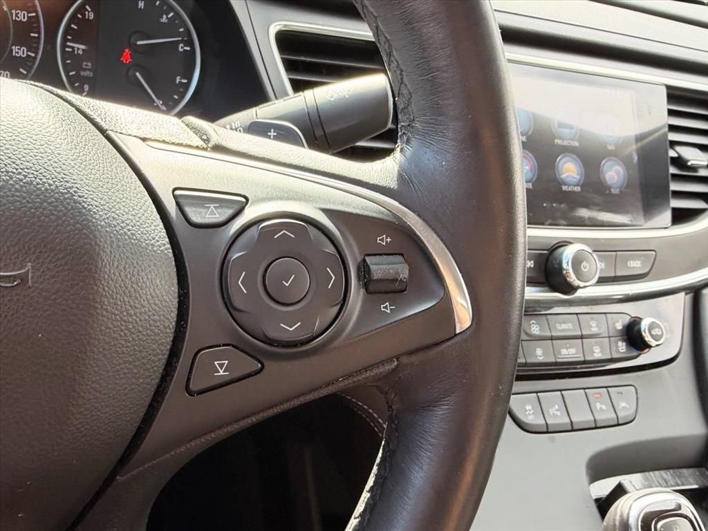 Used 2018 Buick LaCrosse Premium w/ Driver Confidence Package #2 AWD/4WD image 23