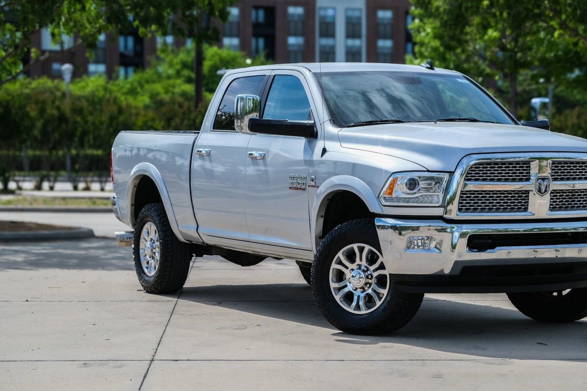 Used 2017 RAM 2500 Laramie image 2