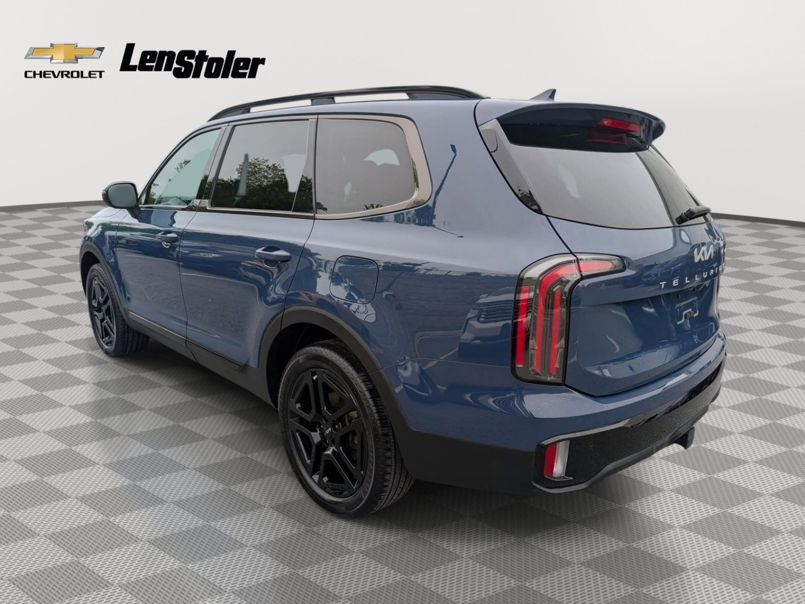 Used 2024 Kia Telluride EX X-Line AWD/4WD image 3